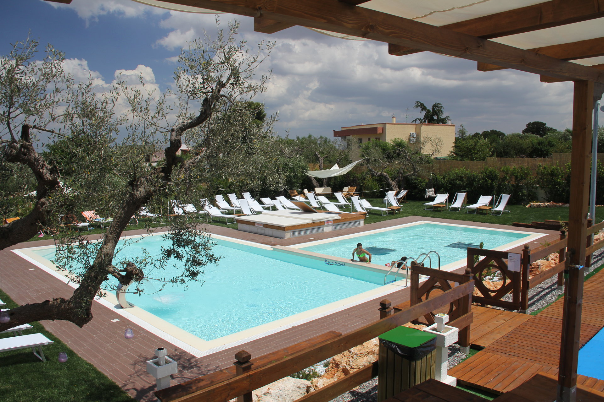 Pool 1